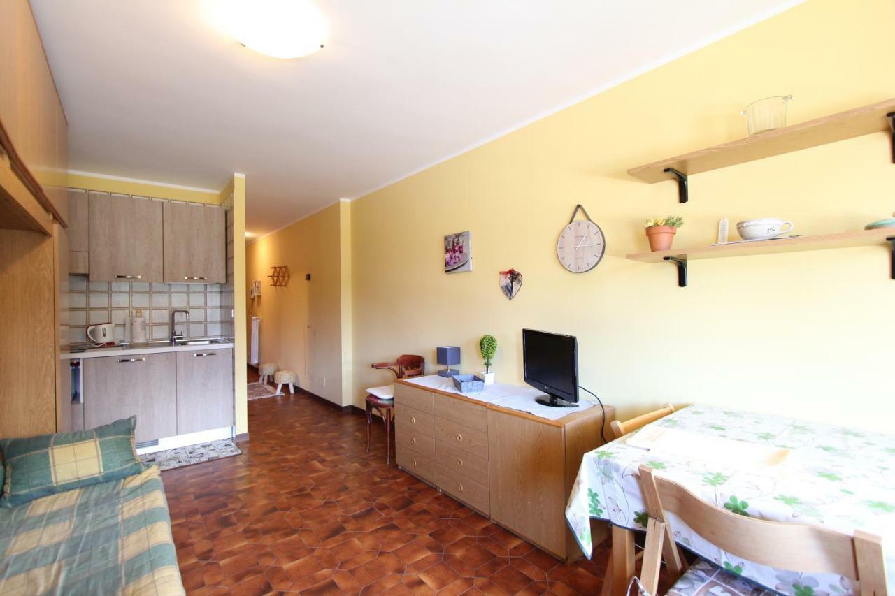 Hostdomus - Panoramic Residence Sestriere Luaran gambar