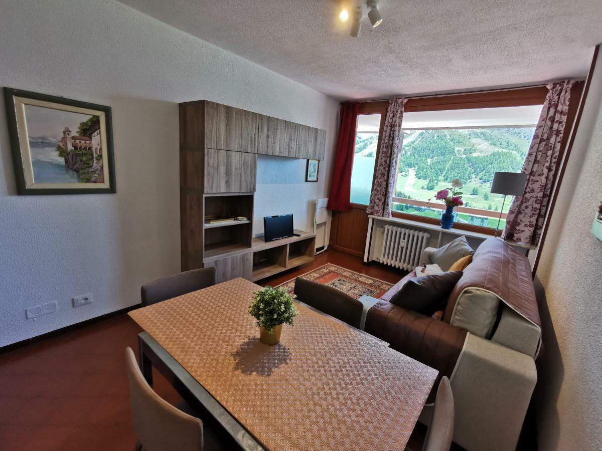 Hostdomus - Panoramic Residence Sestriere Luaran gambar